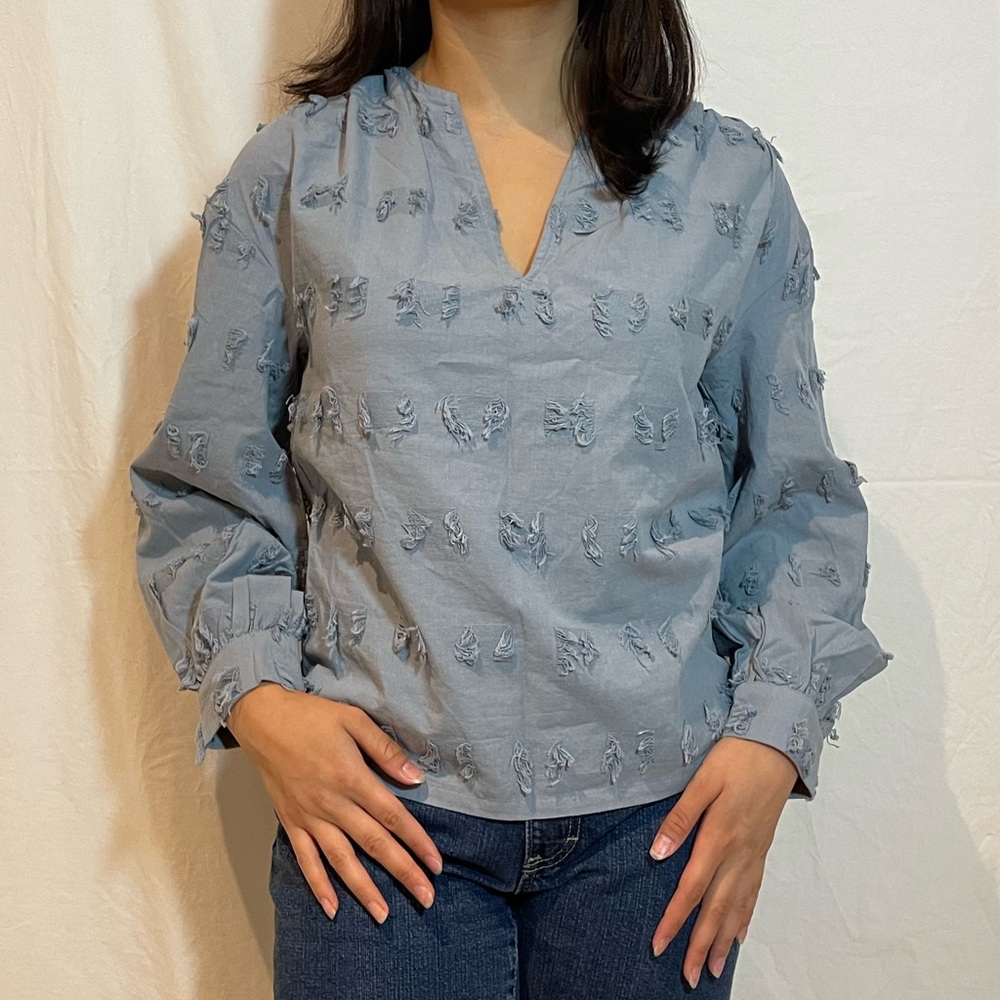 Love, Bonito Long Sleeve Pull Over Blouse Size 4 NWT